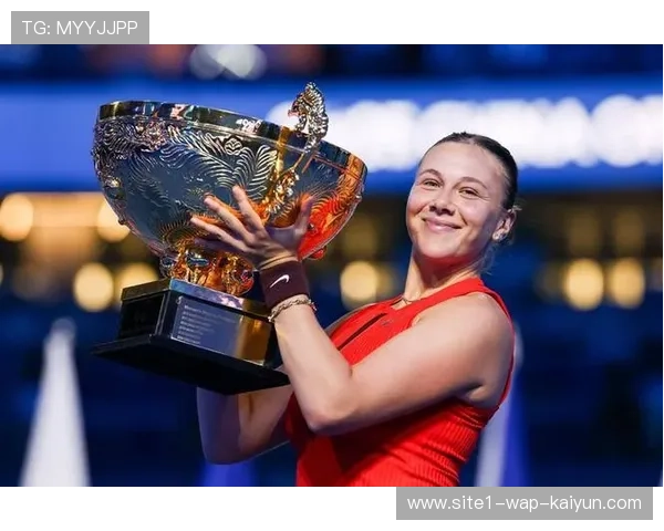 阿尼西莫娃迪拜站逆转安德列娃 职业生涯第四次跻身1000赛四强